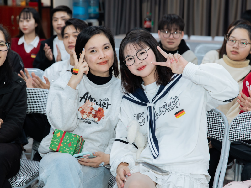 Luyện nghe tiếng Đức cùng học viên TRABI